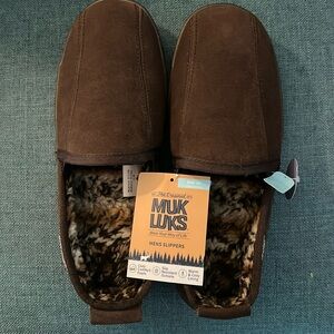 NWT Men’s Mukluk slippers. 
Size 10 regular